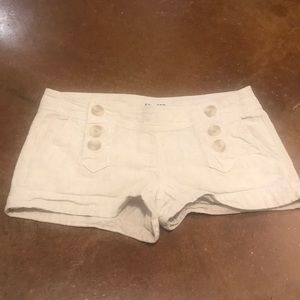 Linen Express shorts